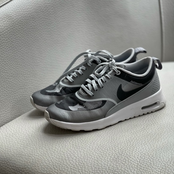 Nike Air Max Thea - Picture 1 of 5